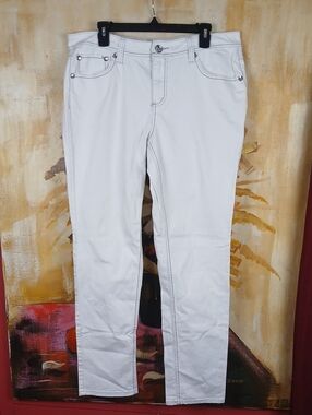 New Directions Weekend White Embellished Rhinestone Jeans Size 16